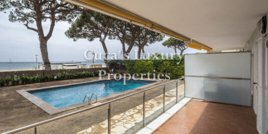 En venta en San Vicente de Montalt primera linea