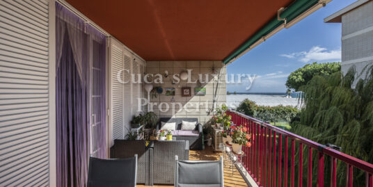 En venta, exclusivo dúplex en Premia de Mar