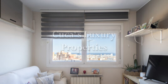 En venta en Badalona. Con vistas panorámicas.